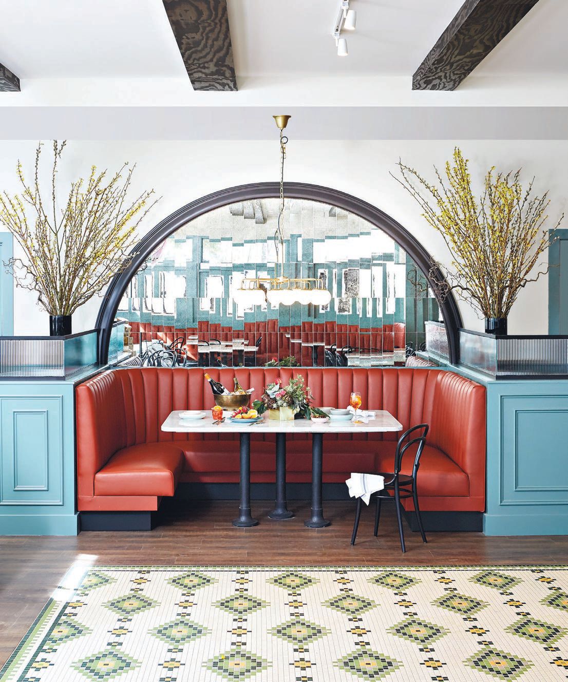 Beverley’s offers the ultimate ambiance for brunching in style. BEVERLEY’S PHOTO BY JILL BROUSSARD